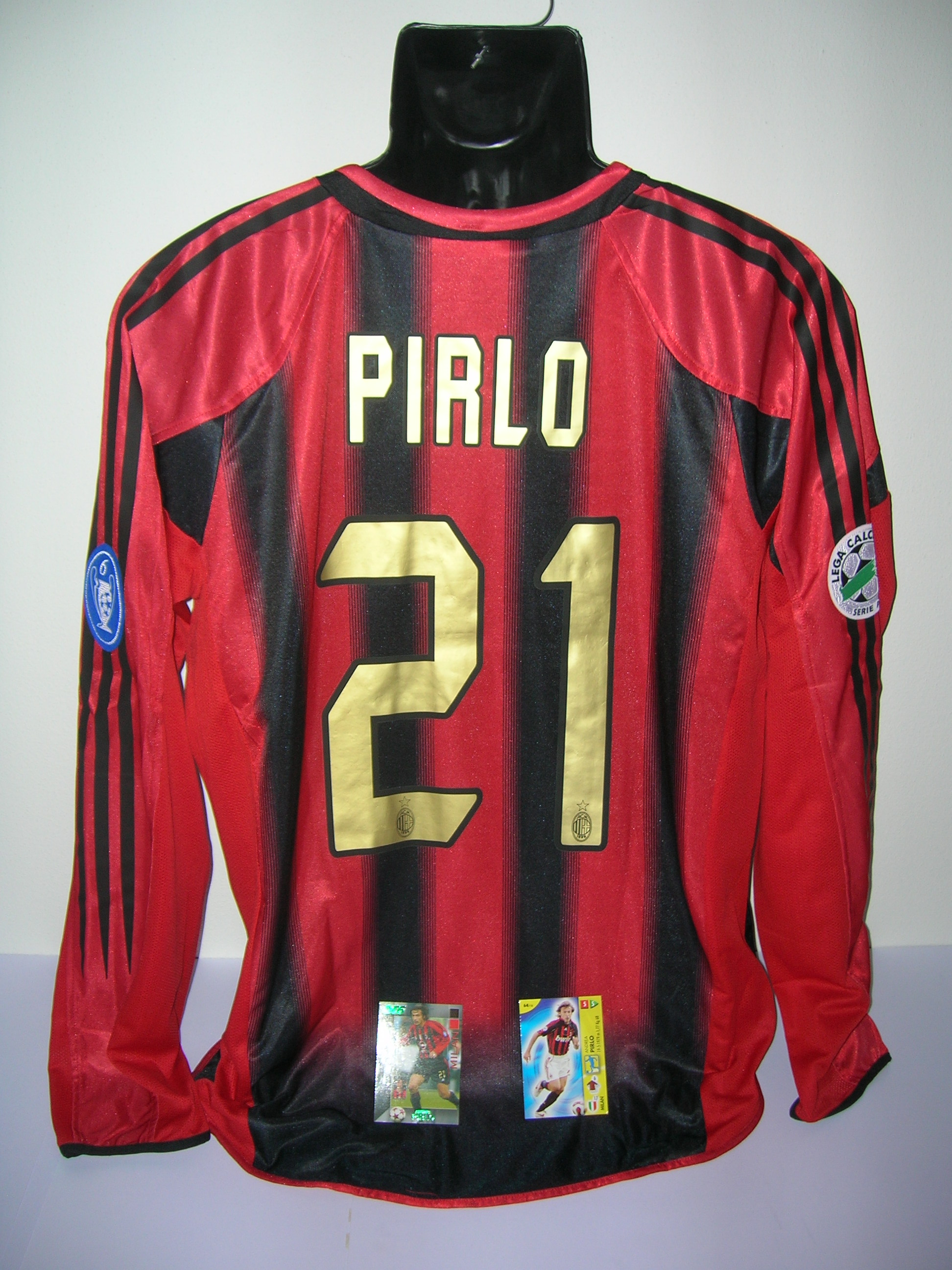 Milan  Pirlo  21-B